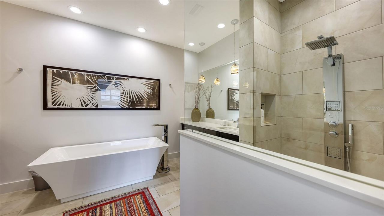 4756 Ringwood Meadow, Sarasota, FL 34235 Photo