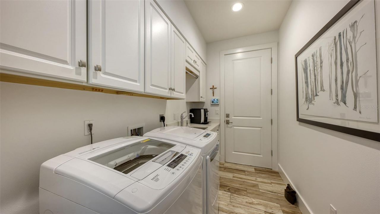 4756 Ringwood Meadow, Sarasota, FL 34235 Photo