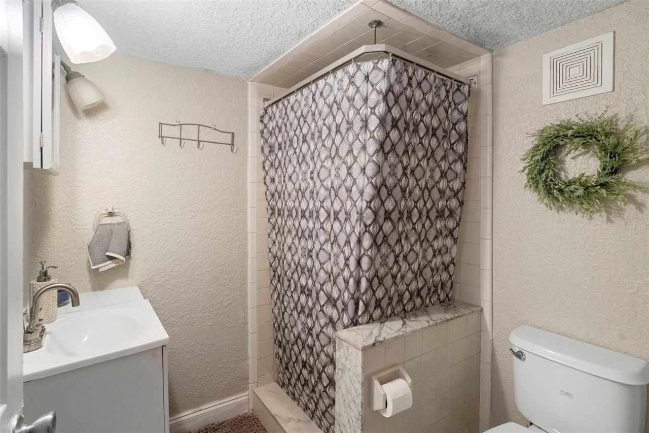 3080 Ragis Road, Edgewater, FL 32132 Photo