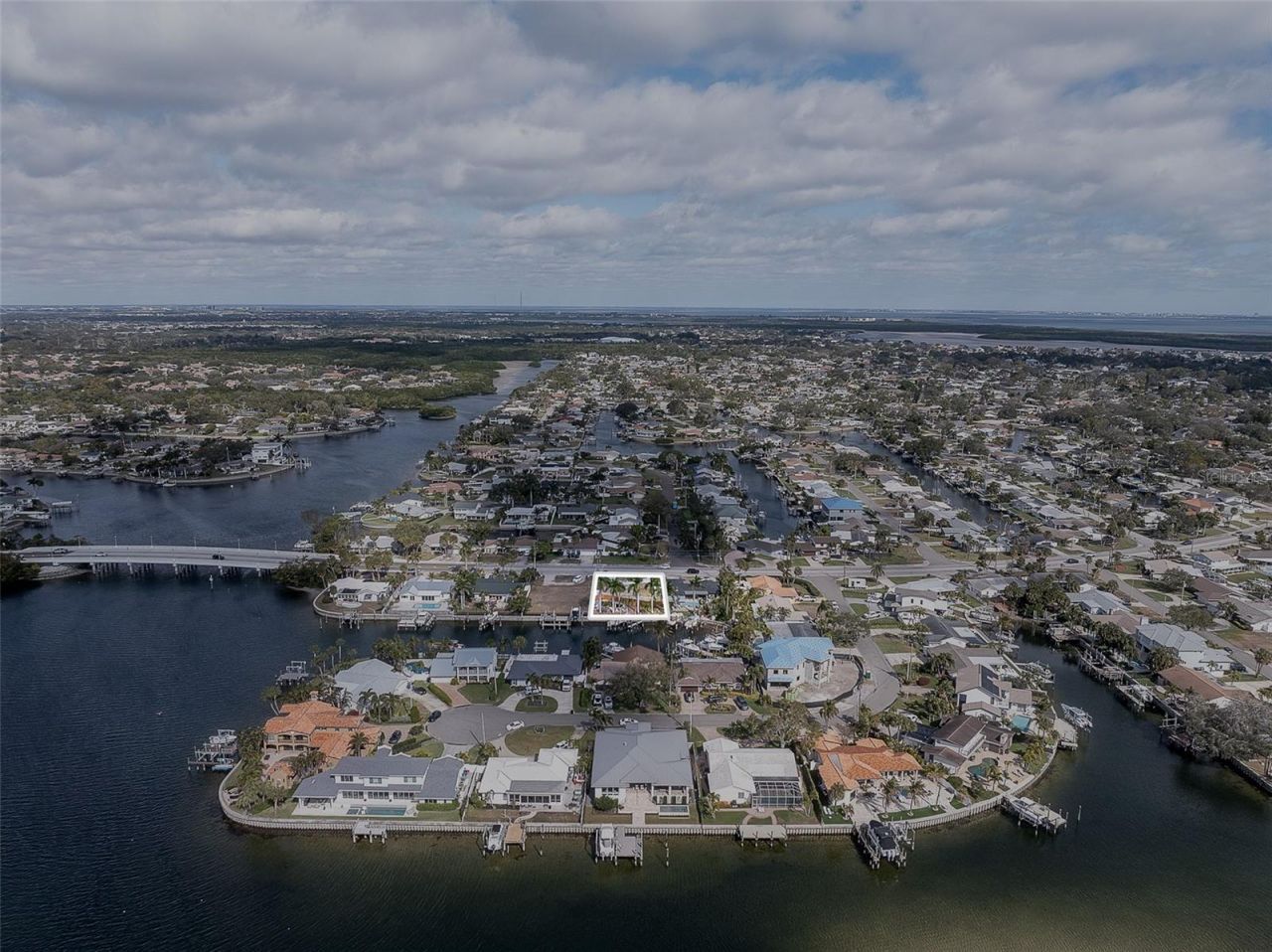 1336 40th Avenue Ne, Saint Petersburg, FL 33703 Photo