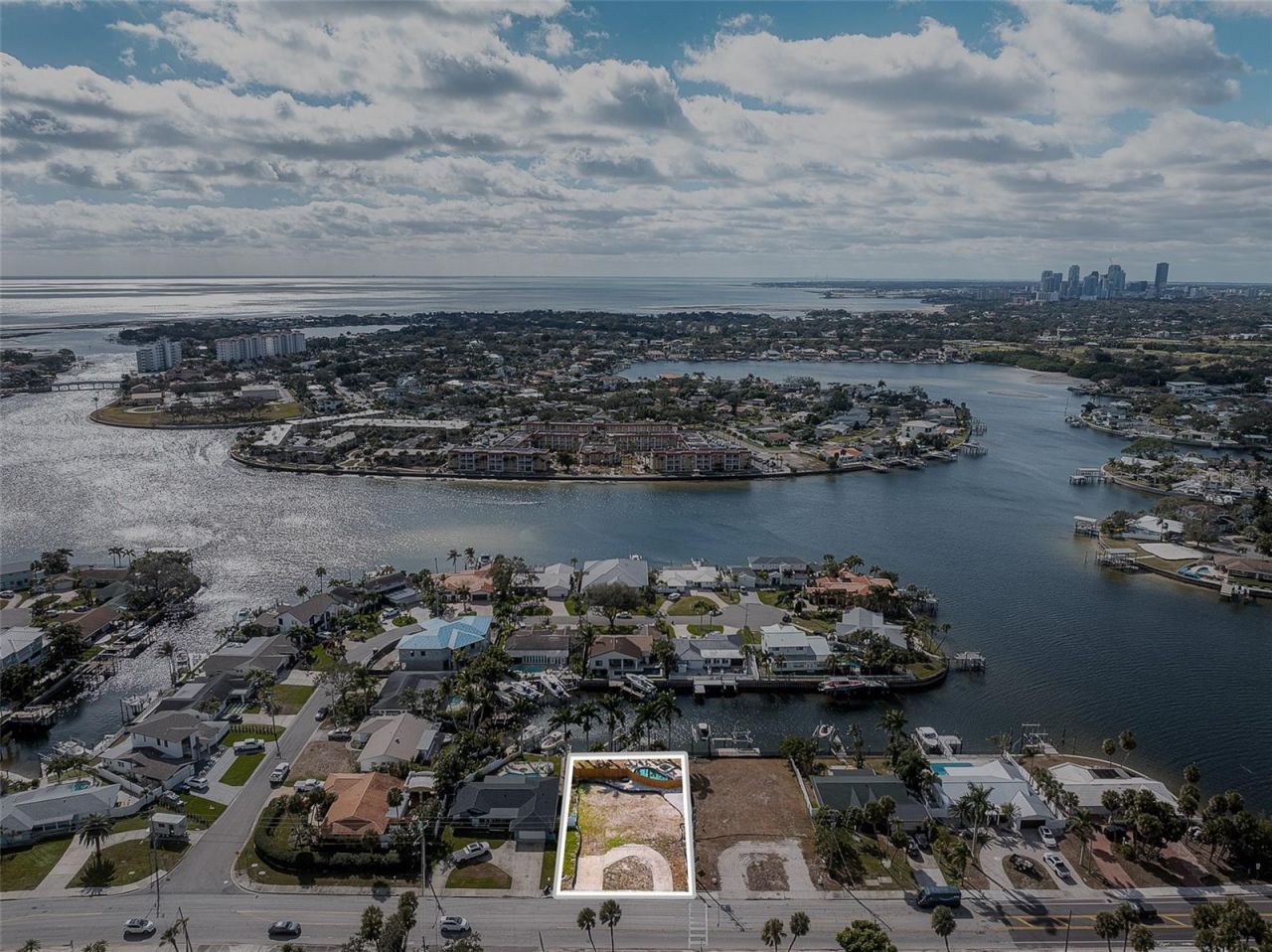 1336 40th Avenue Ne, Saint Petersburg, FL 33703 Photo