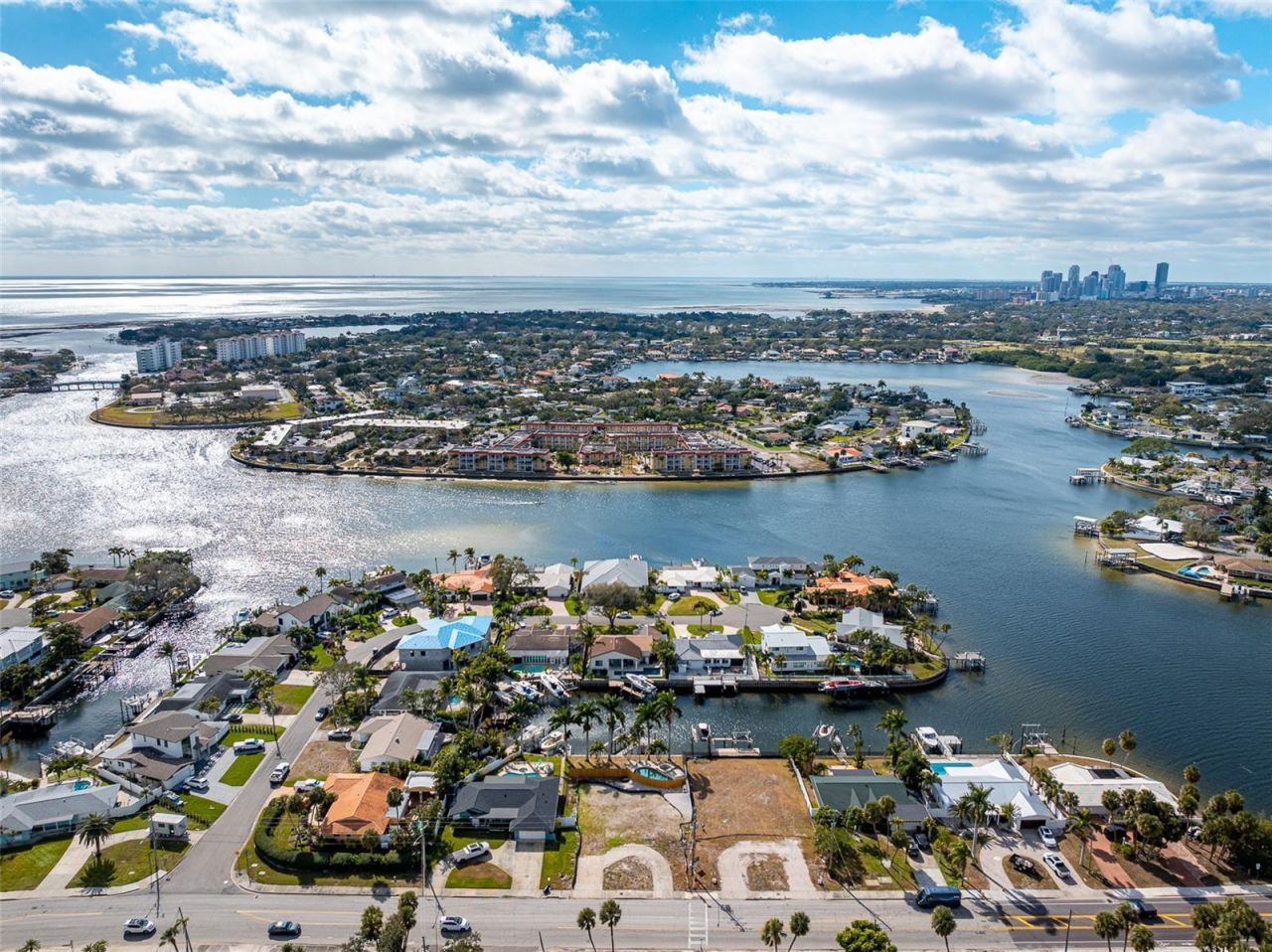 1336 40th Avenue Ne, Saint Petersburg, FL 33703 Photo