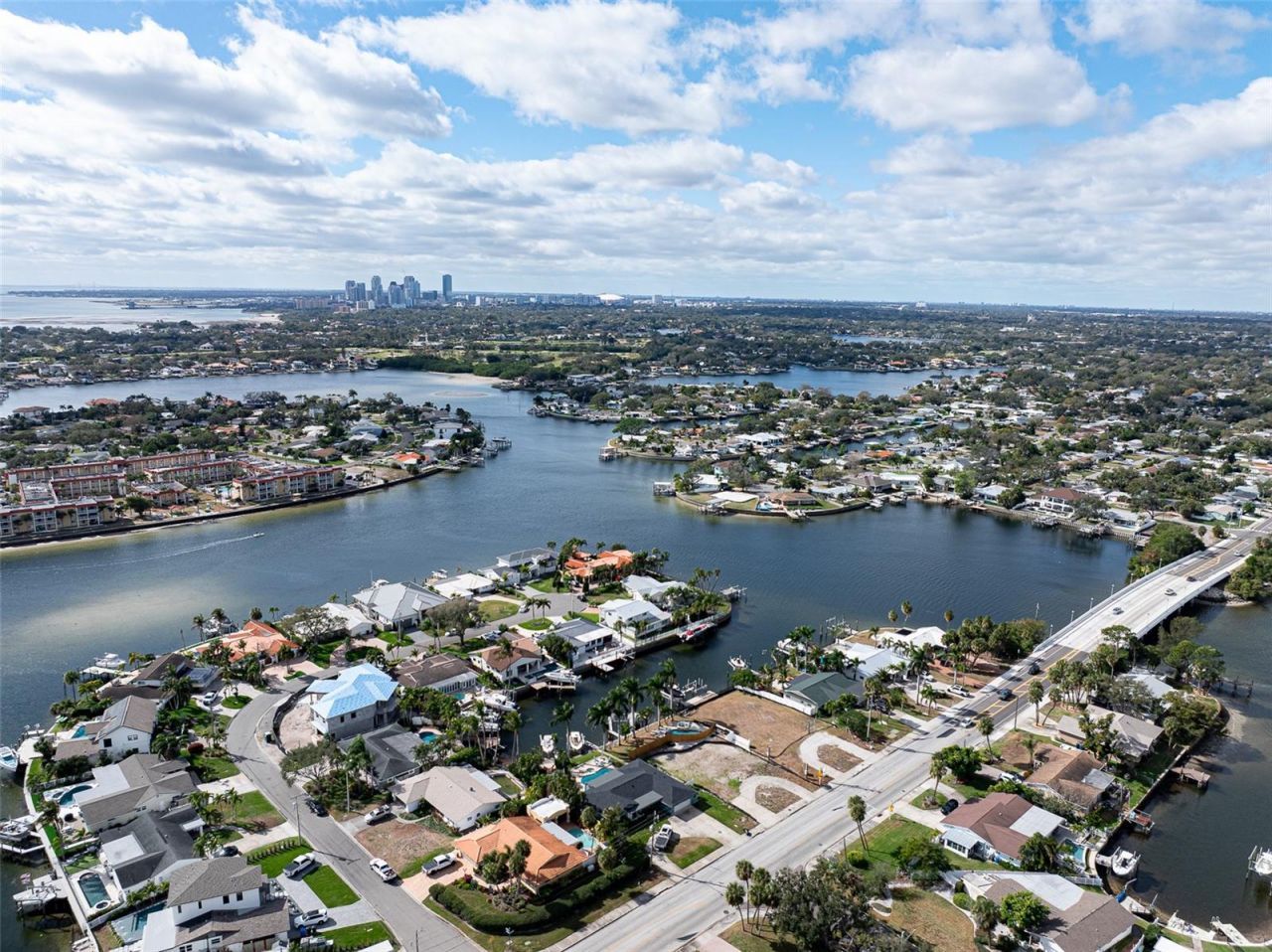 1336 40th Avenue Ne, Saint Petersburg, FL 33703 Photo