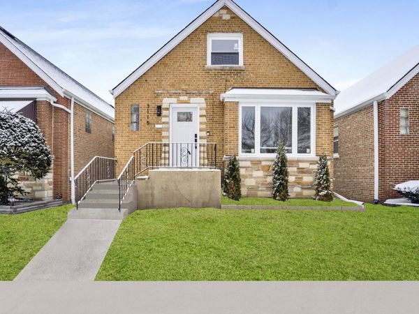 3115 N Austin Avenue, Chicago, IL 60634