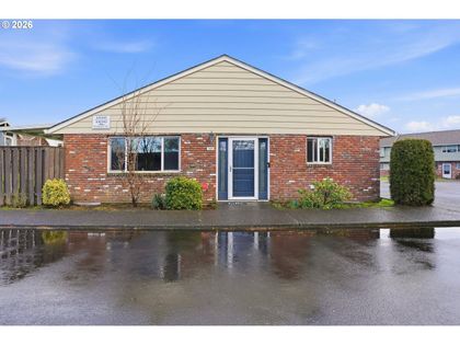 1830 NE HOGAN DR Gresham, OR 97030