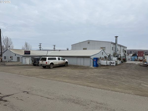 310 Golf Course RD, Enterprise, OR 97828