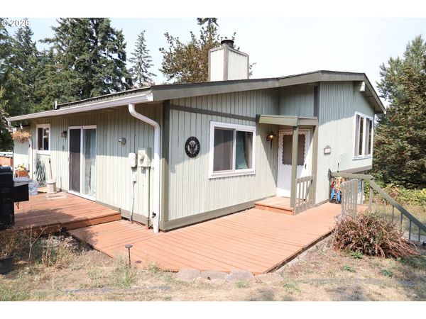 35267 S Acer LN, Molalla, OR 97038