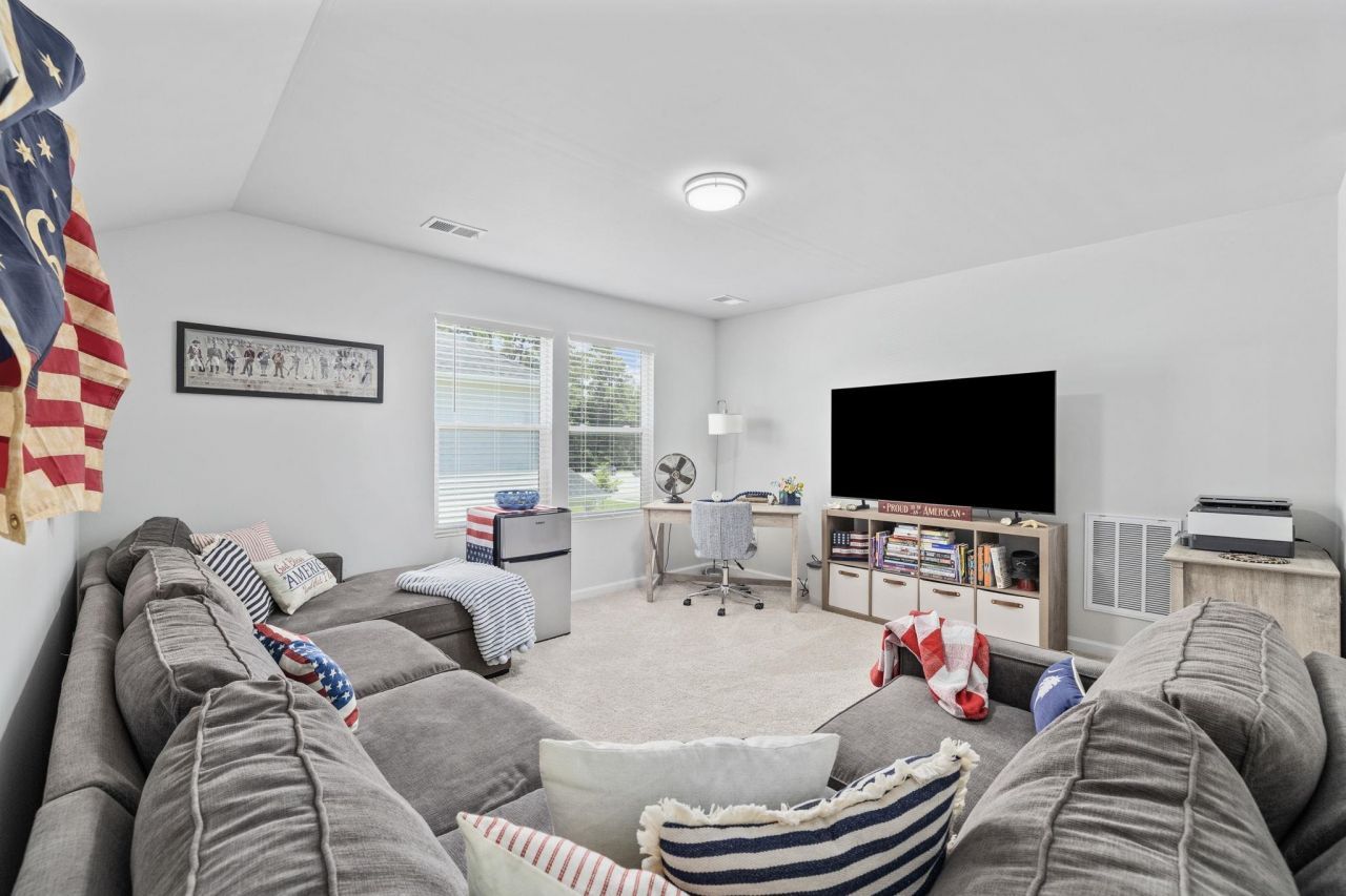 115 Hancher Dr. Photo 27