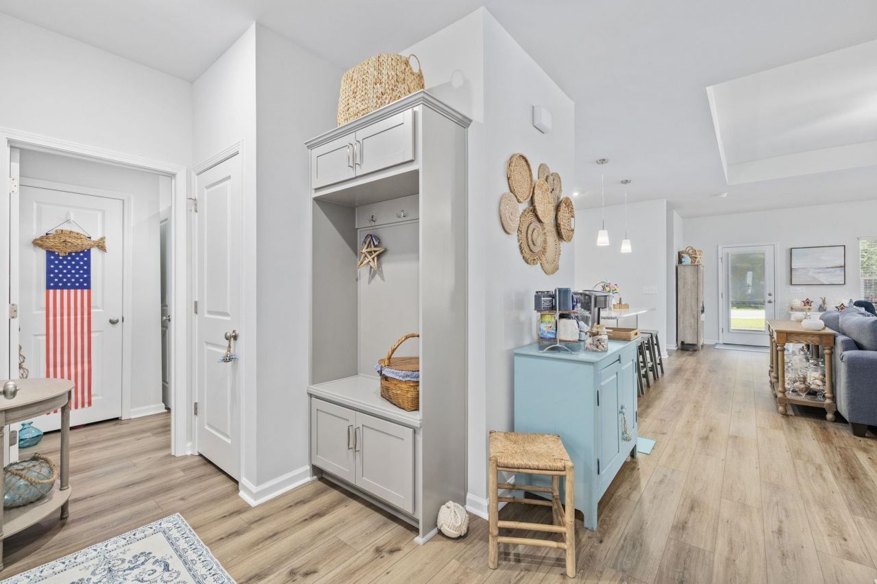 115 Hancher Dr. Photo 9