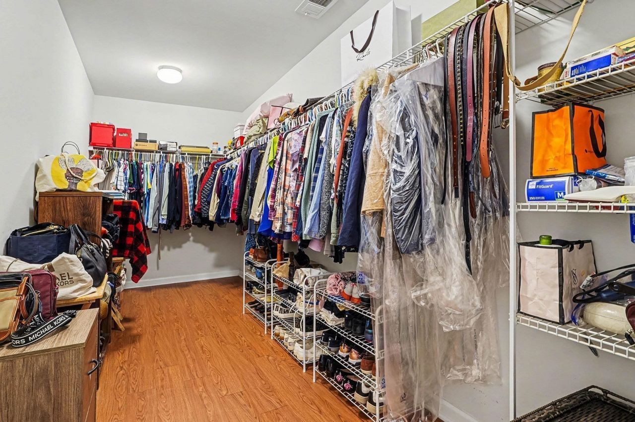 1366 Midtown Village Dr. Photo 16