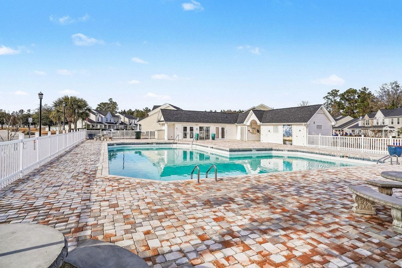 1366 Midtown Village Dr. Photo 26