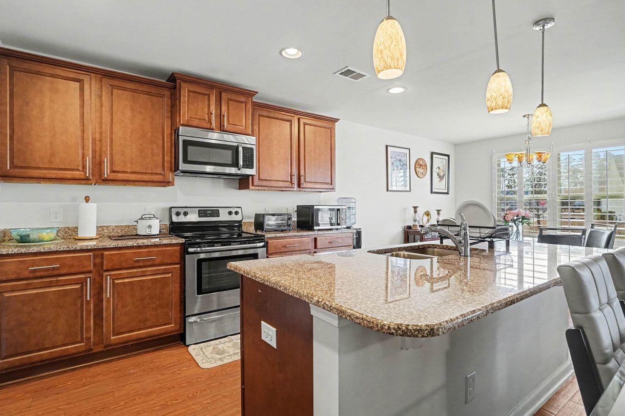 1366 Midtown Village Dr. Photo 9