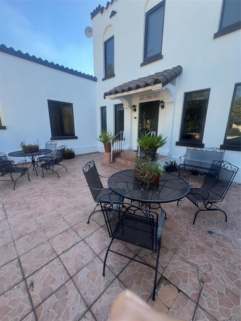 2152 SW 10th Street, Miami, FL 33135 Photo