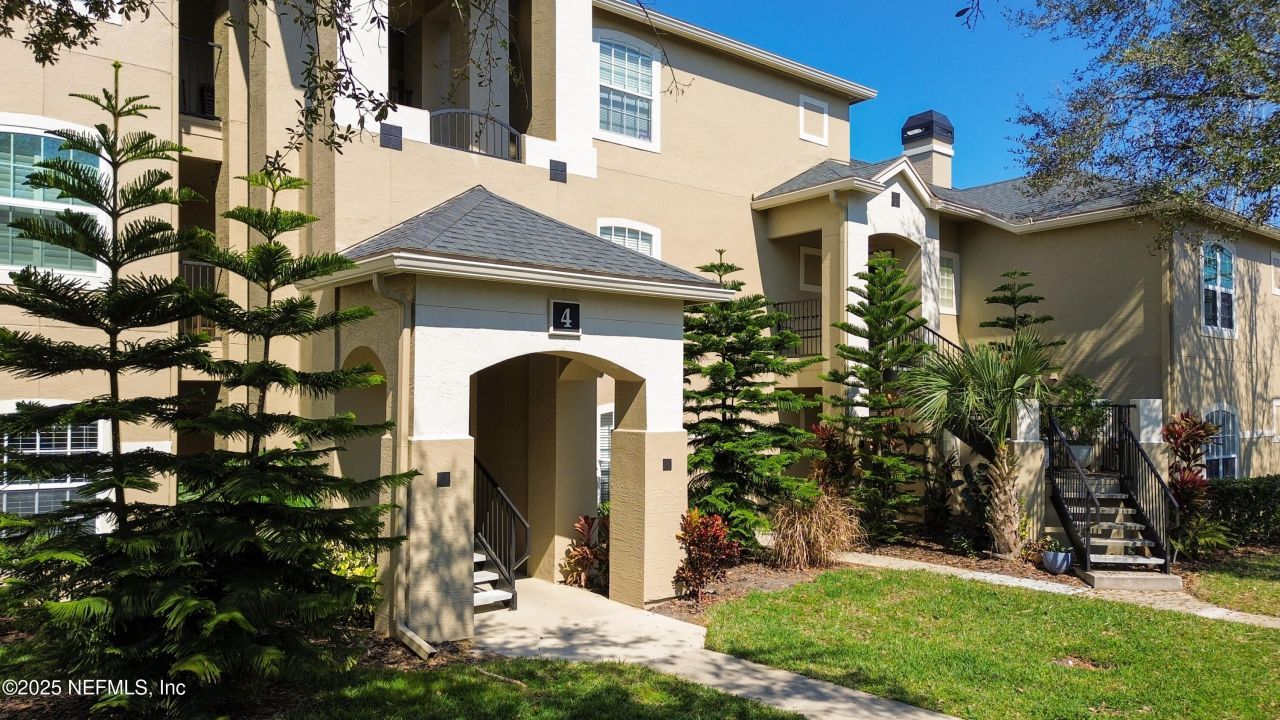 1701 The Greens Way, Unit 424, Jacksonville Beach, FL 32250 Photo
