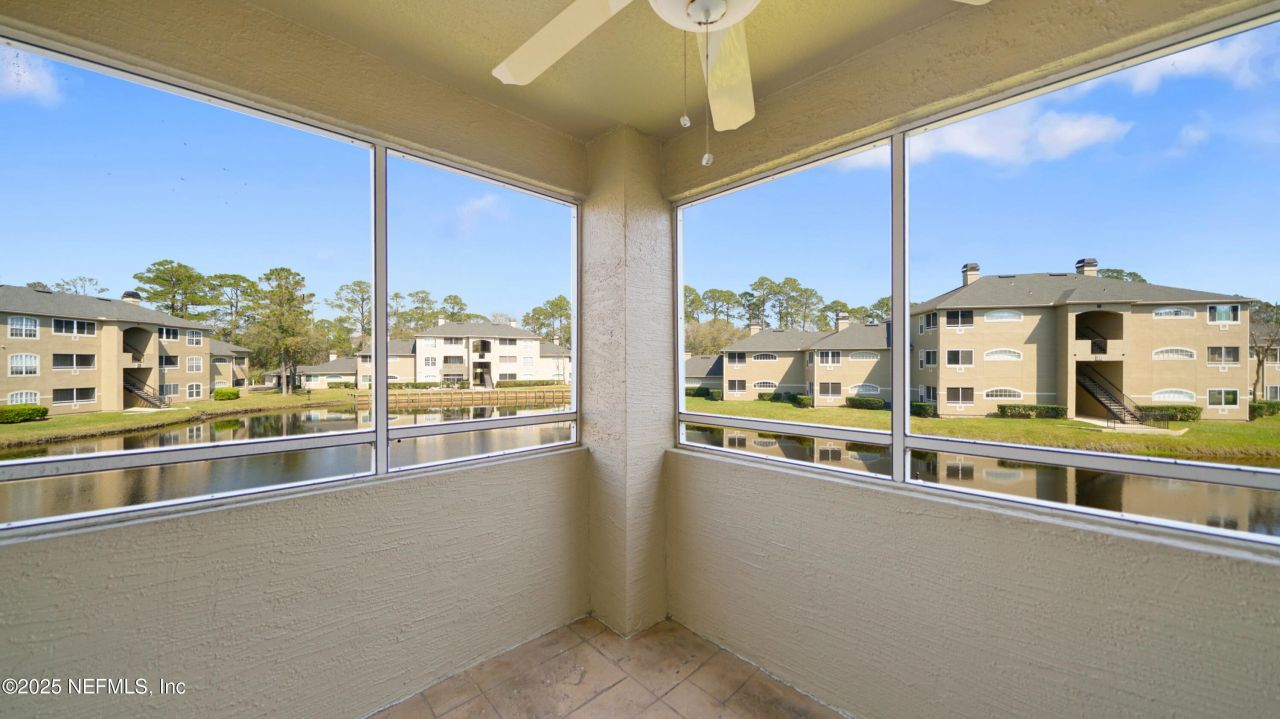 1701 The Greens Way, Unit 424, Jacksonville Beach, FL 32250 Photo
