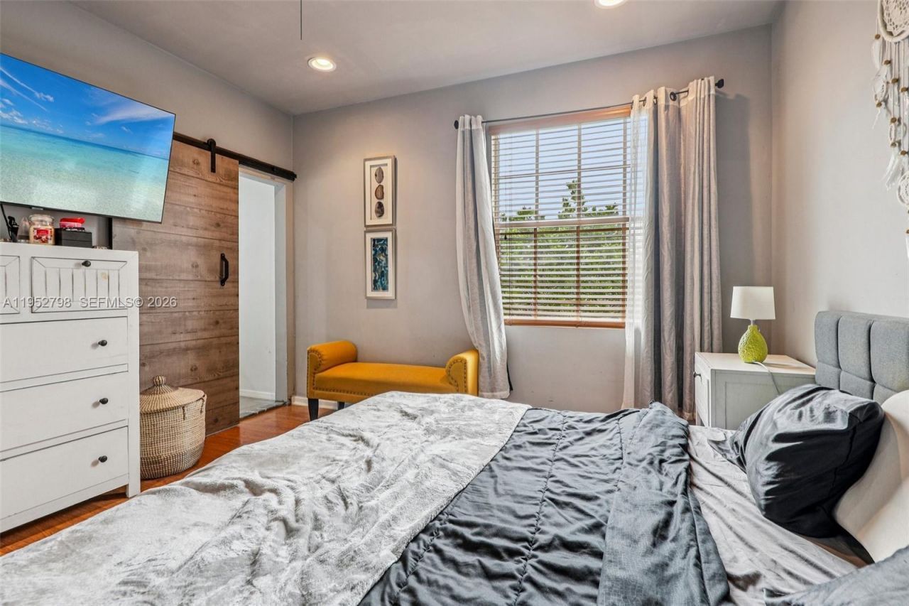 2307 Washington St, Unit 5, Hollywood, FL 33020 Photo