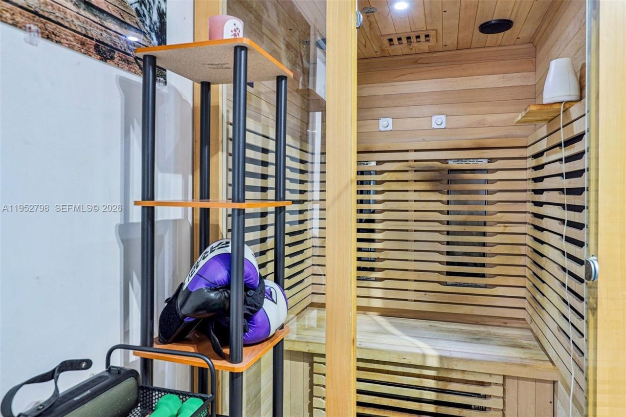 2307 Washington St , Unit 5, Hollywood, FL 33020 Photo