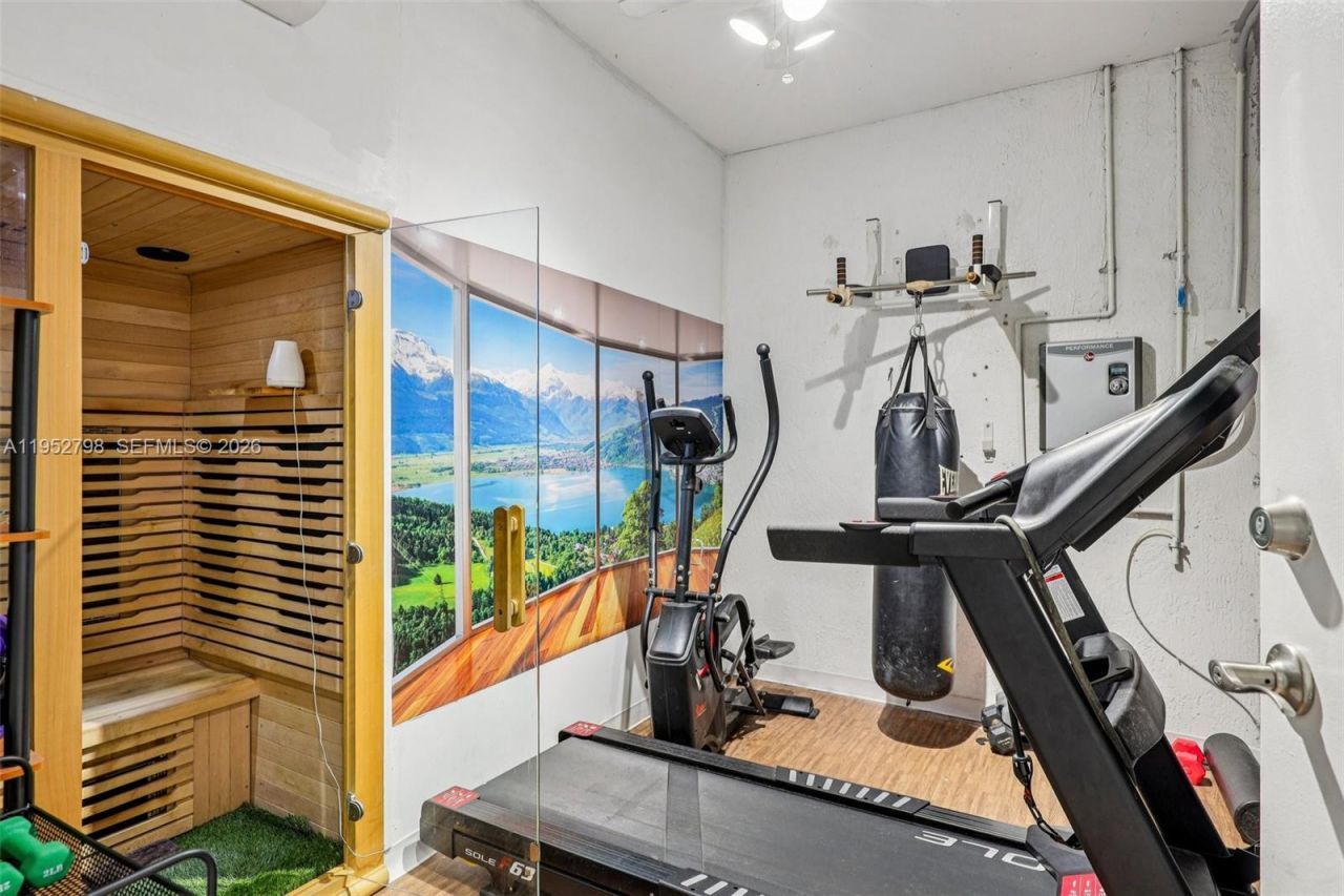 2307 Washington St, Unit 5, Hollywood, FL 33020 Photo