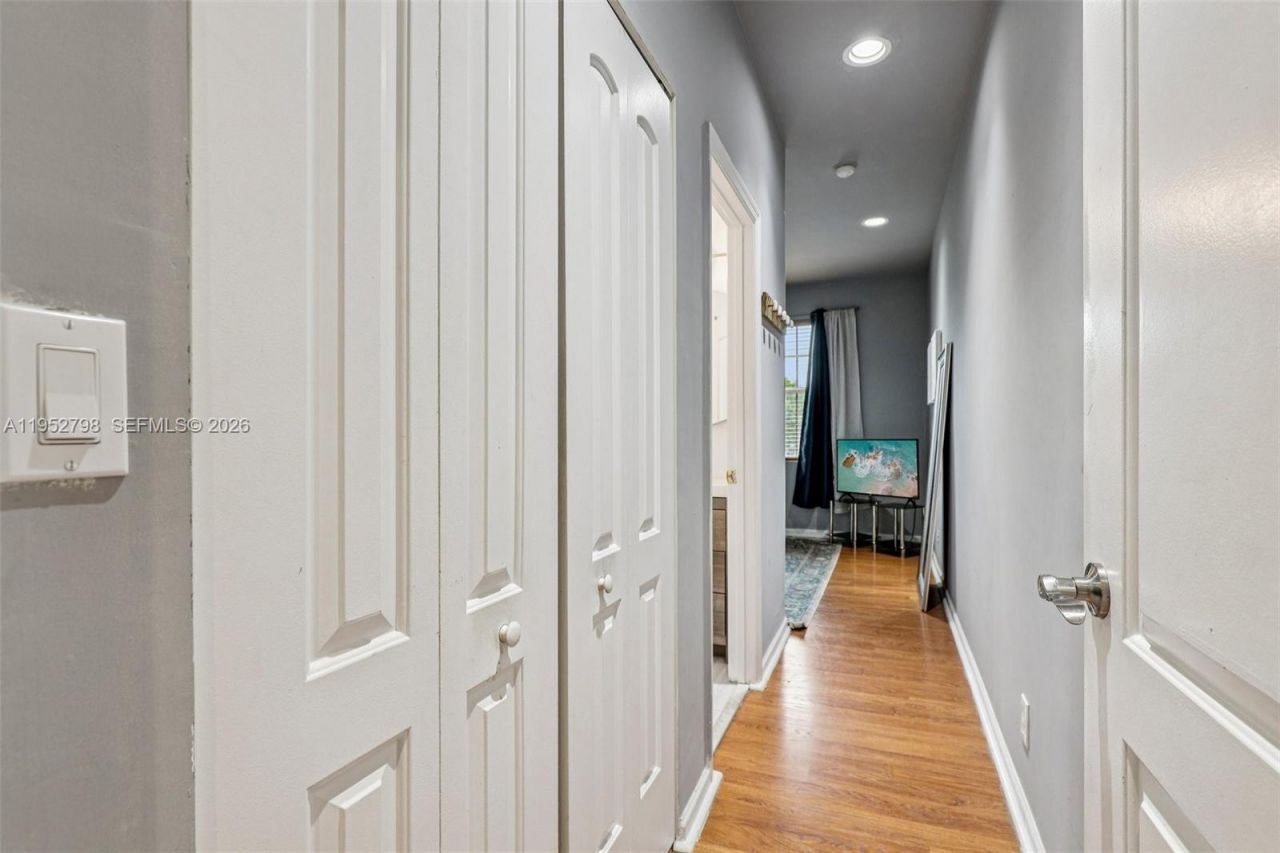 2307 Washington St, Unit 5, Hollywood, FL 33020 Photo