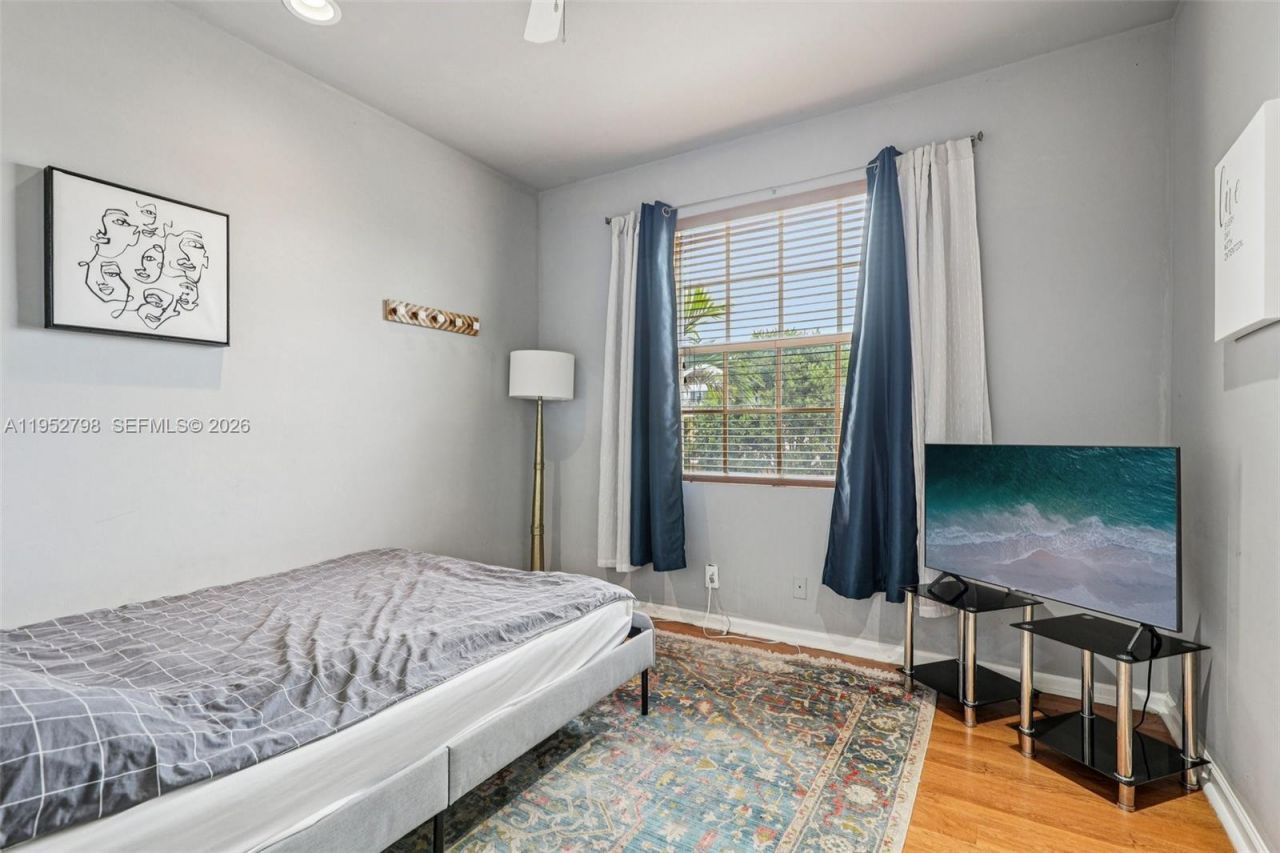 2307 Washington St , Unit 5, Hollywood, FL 33020 Photo