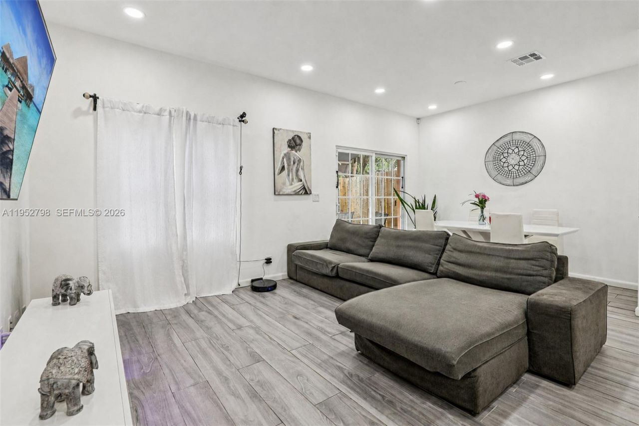 2307 Washington St, Unit 5, Hollywood, FL 33020 Photo