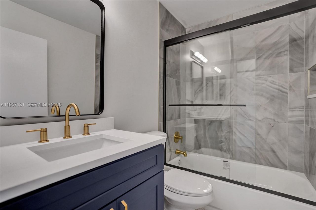 815 W Boynton Beach Boulevard , Unit 7-204, Boynton Beach, FL 33426 Photo