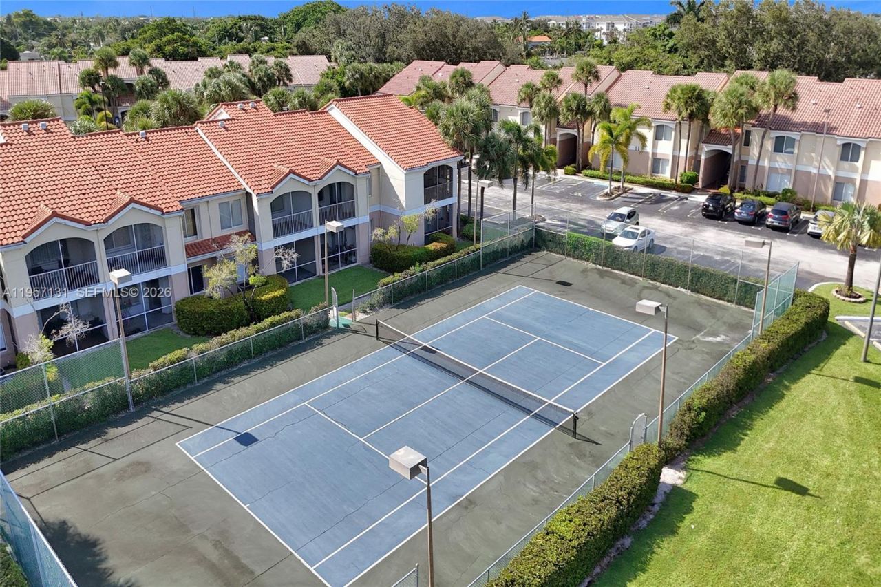 815 W Boynton Beach Boulevard , Unit 7-204, Boynton Beach, FL 33426 Photo