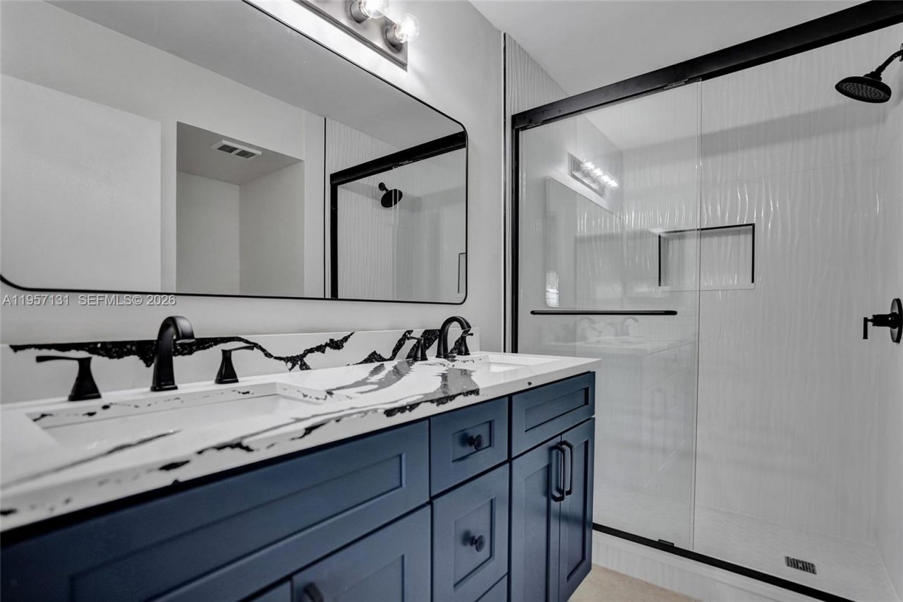 815 W Boynton Beach Boulevard , Unit 7-204, Boynton Beach, FL 33426 Photo