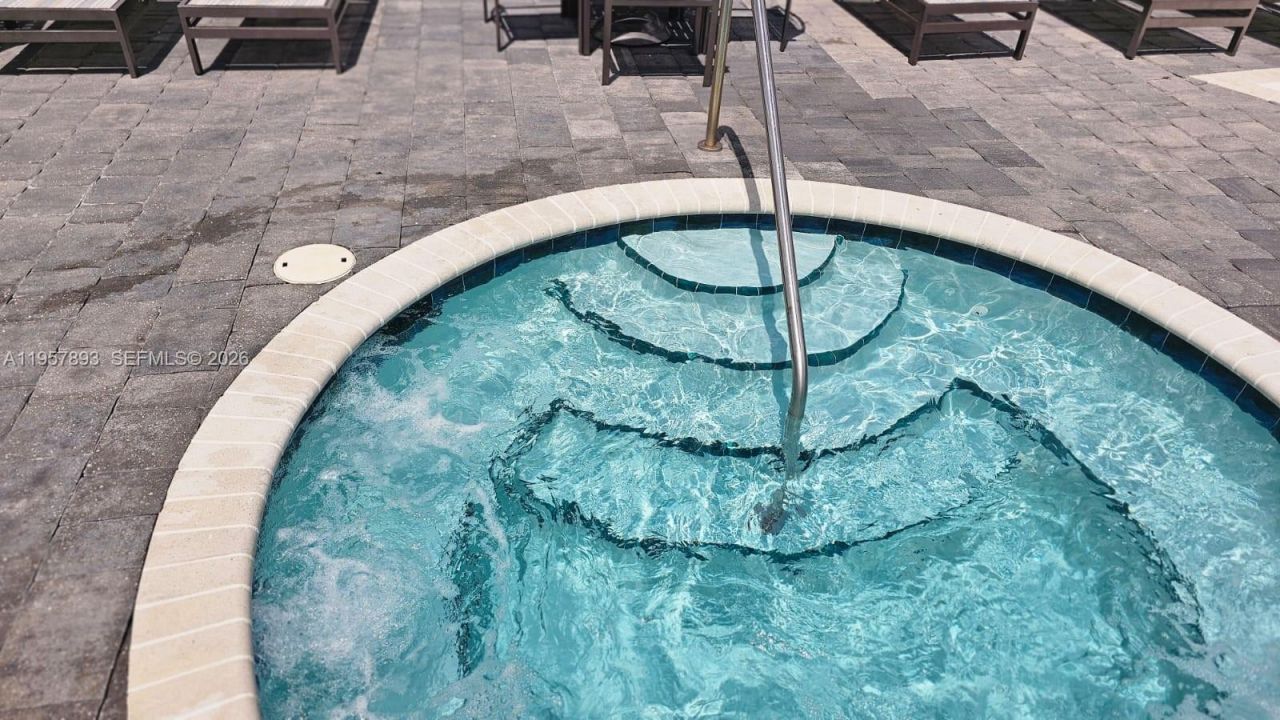 1146 SE 26th Ter, Homestead, FL 33035 Photo