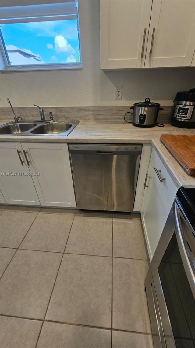 1146 SE 26th Ter, Homestead, FL 33035 Photo