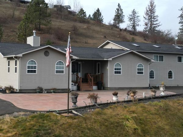 811 Crest Dr, Kamiah, ID 83536
