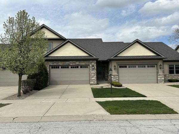 9170 W 107th Place, St. John, IN 46373
