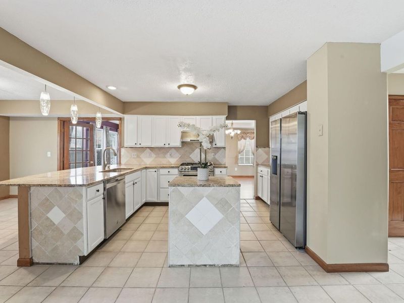 5660 Newington Drive, Hilliard, OH 43026 Photo 11