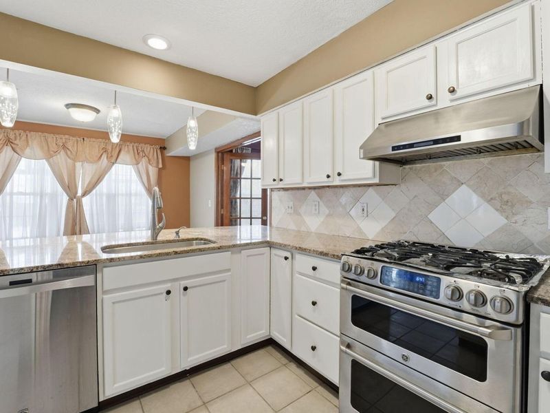 5660 Newington Drive, Hilliard, OH 43026 Photo 18