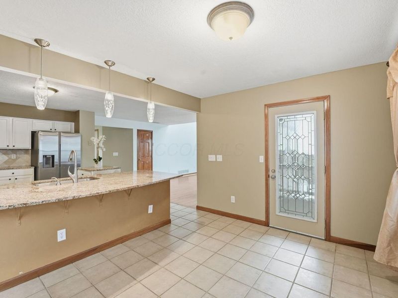 5660 Newington Drive, Hilliard, OH 43026 Photo 24