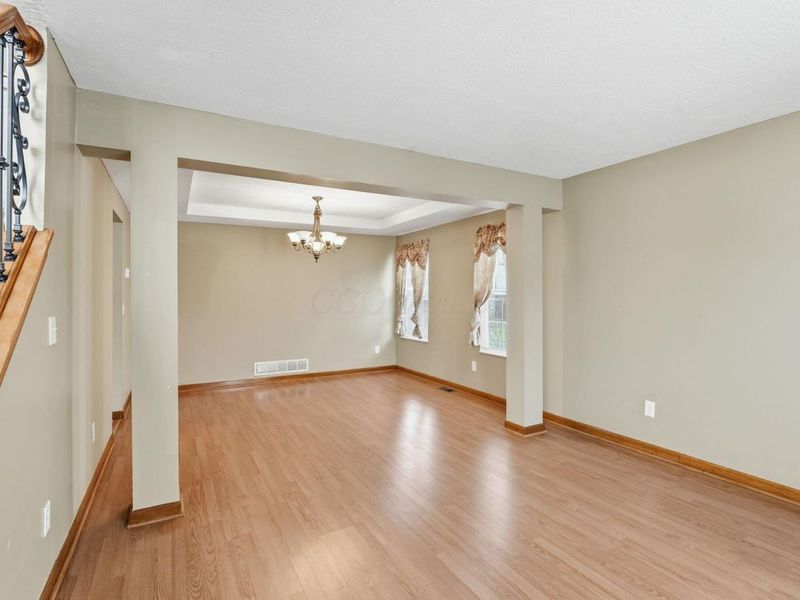 5660 Newington Drive, Hilliard, OH 43026 Photo 5