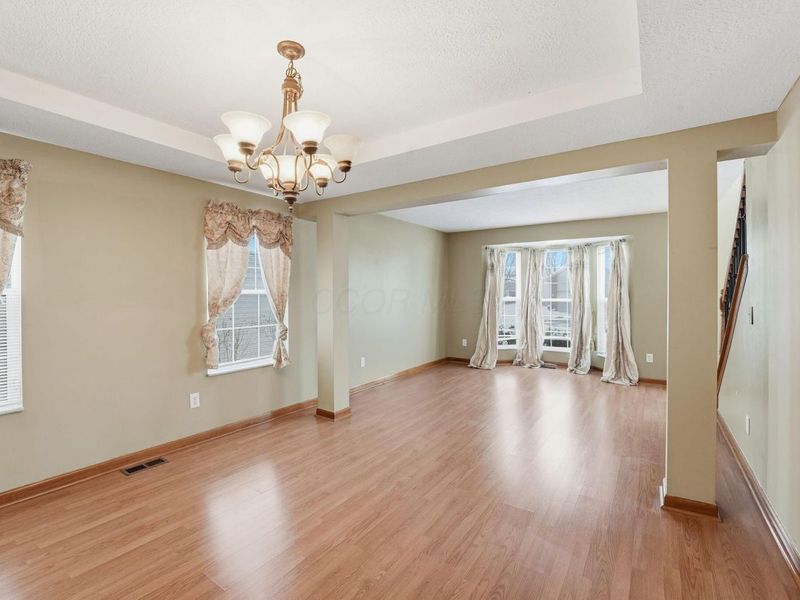 5660 Newington Drive, Hilliard, OH 43026 Photo 7