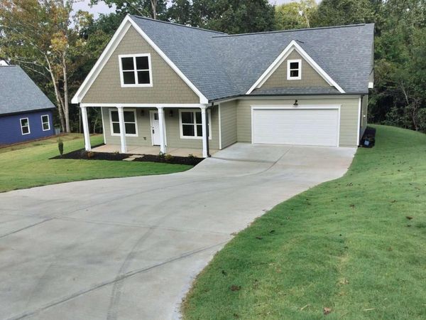 61 College Heights Place, Franklin Springs, GA 30639