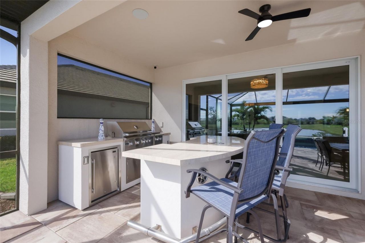 17615 Savory Mist Circle, Bradenton, FL 34211 Photo