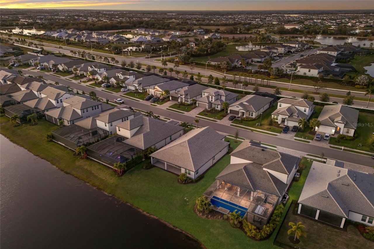 17615 Savory Mist Circle, Bradenton, FL 34211 Photo