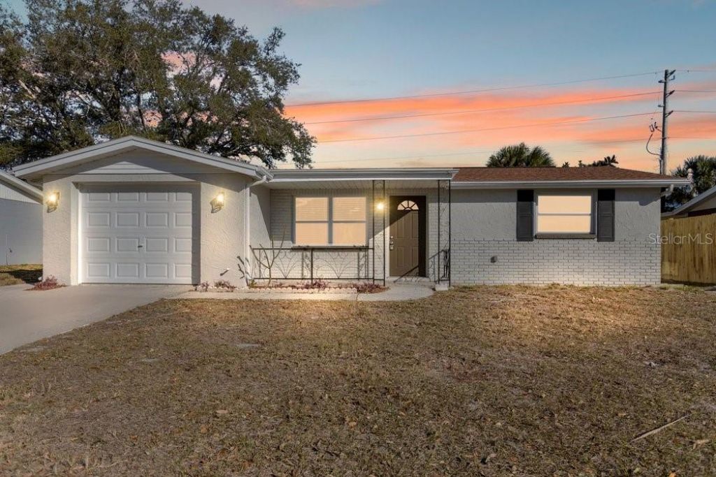 7605 Fox Hollow Drive, Port Richey, FL 34668 Main Photo