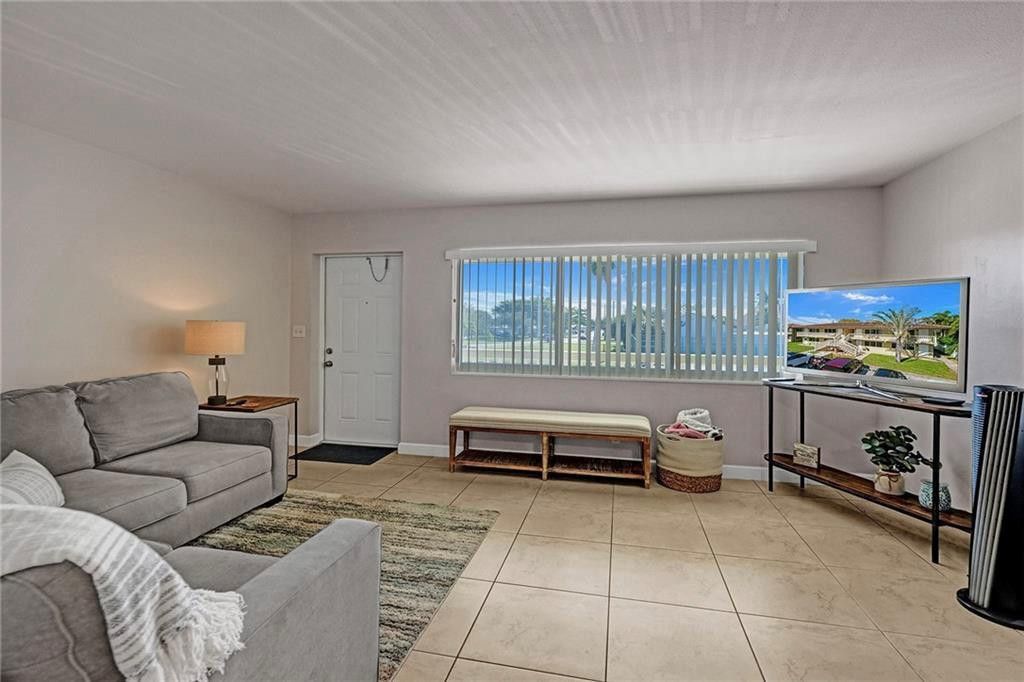 2131 NE 40th Ct, Lighthouse Point, FL 33064 Photo