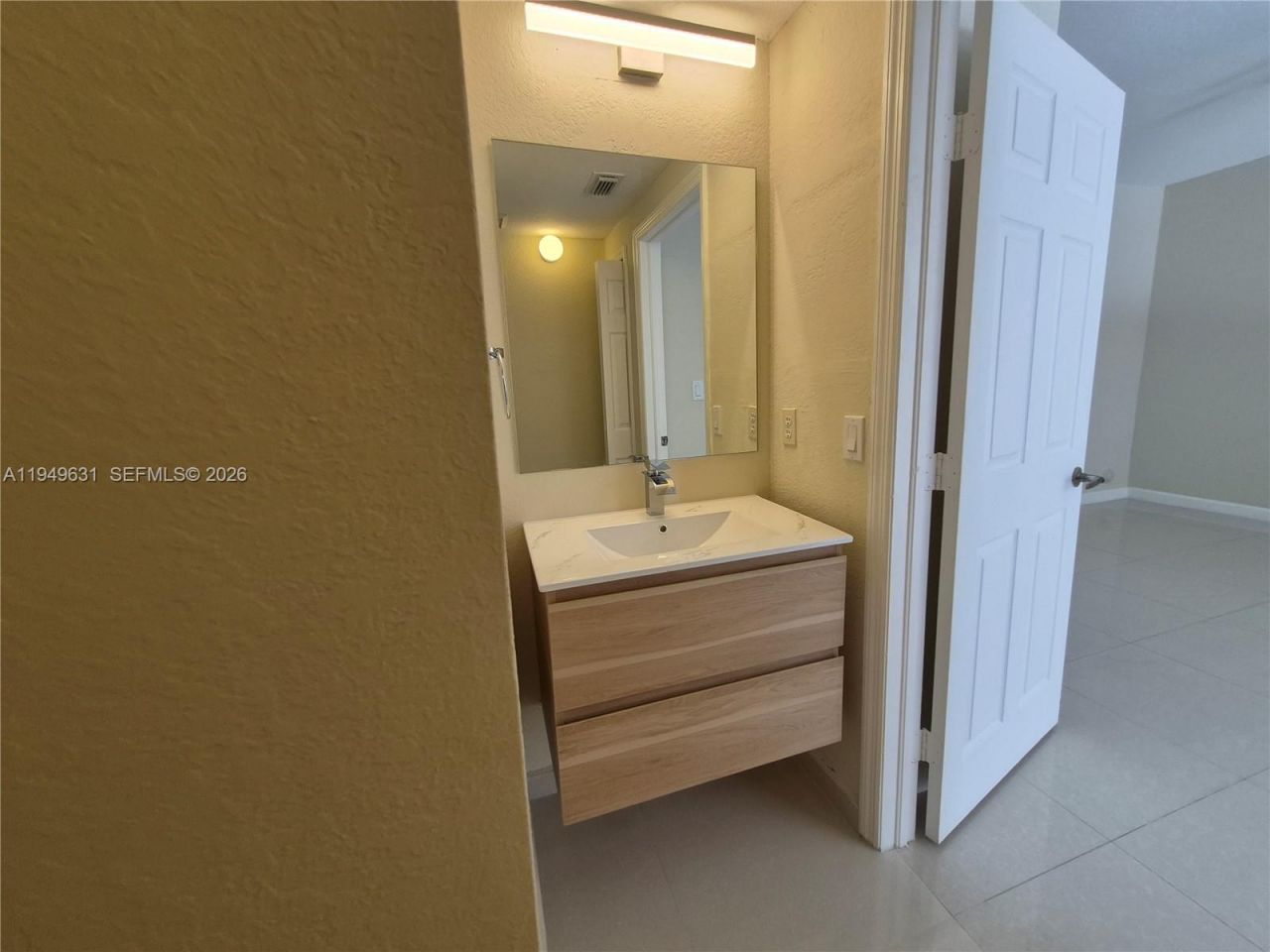 7673 NW 116th Ave , Doral, FL 33178 Photo