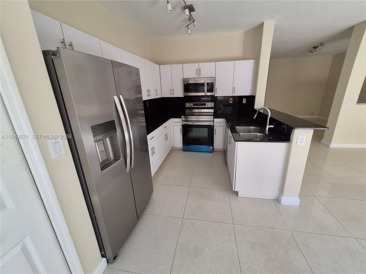 7673 NW 116th Ave , Doral, FL 33178 Photo