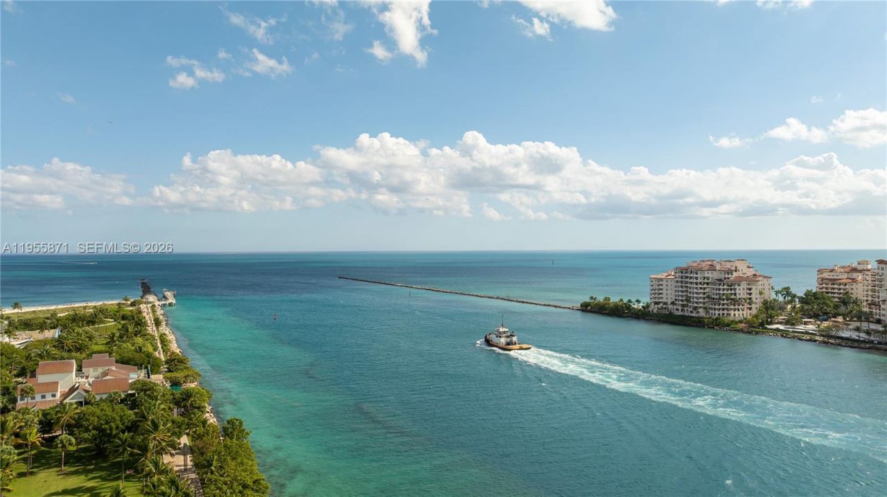 300 S Pointe Dr, Unit 907, Miami Beach, FL 33139 Photo