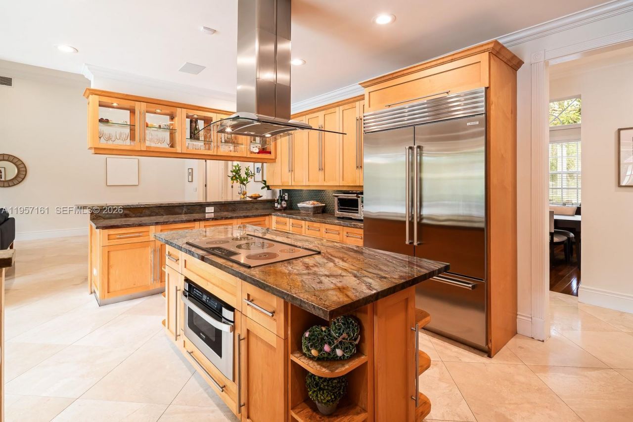 5770 SW 128th St , Pinecrest, FL 33156 Photo