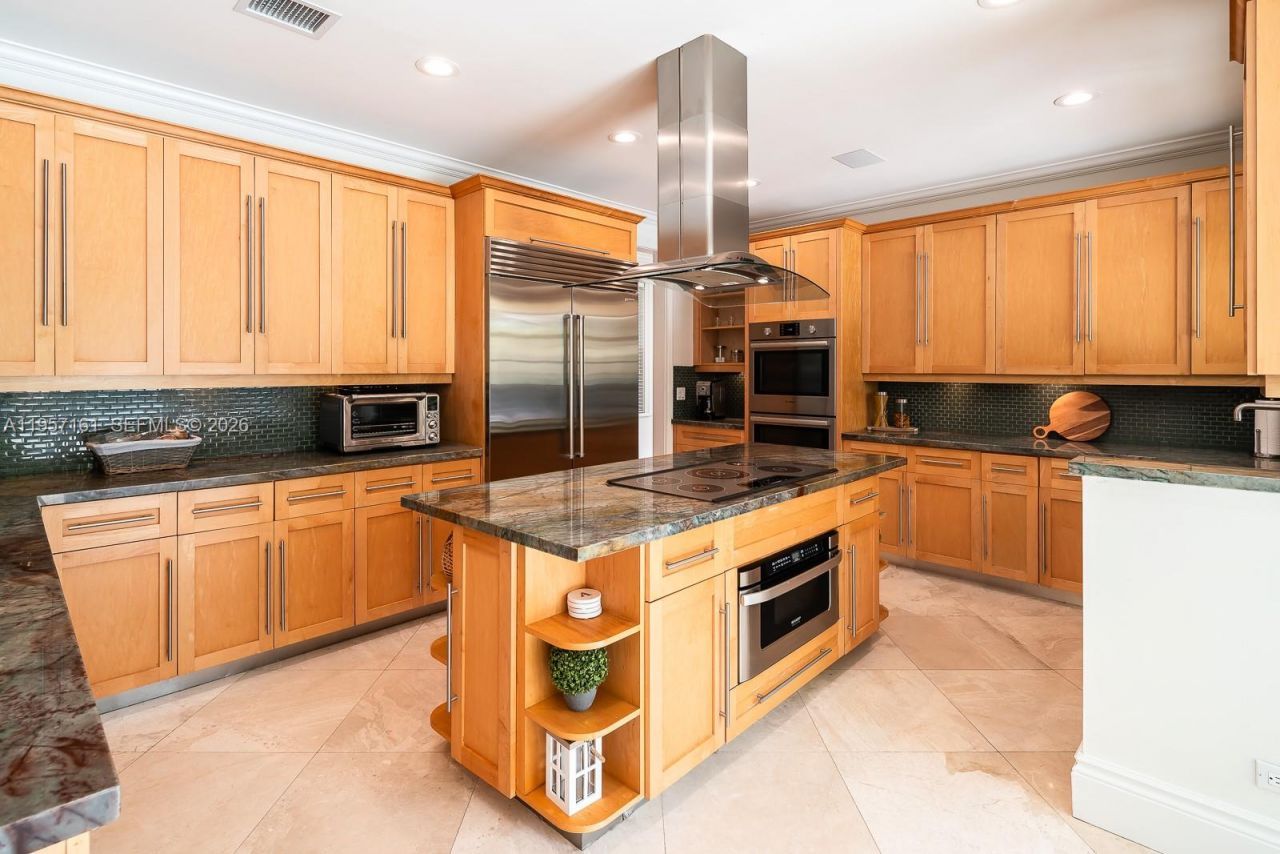 5770 SW 128th St , Pinecrest, FL 33156 Photo