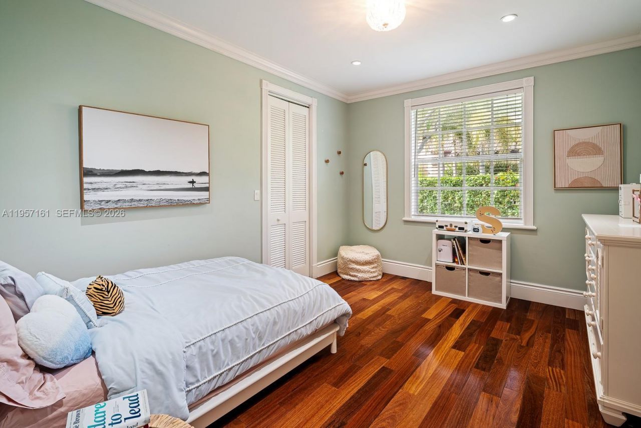 5770 SW 128th St , Pinecrest, FL 33156 Photo