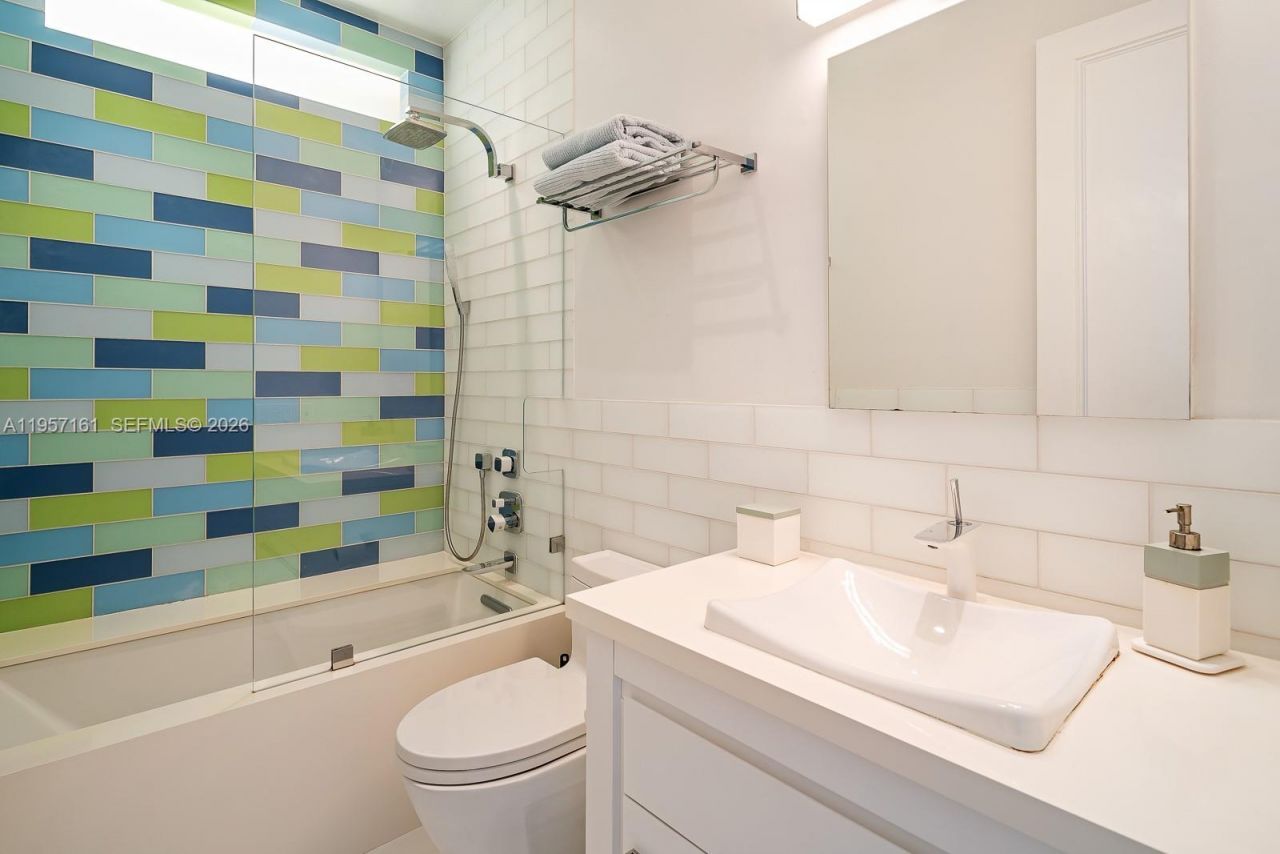 5770 SW 128th St , Pinecrest, FL 33156 Photo