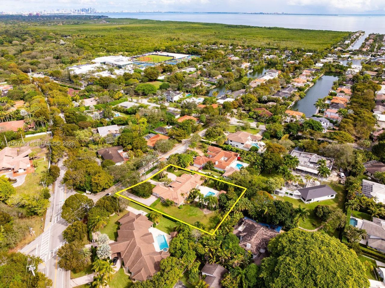 5770 SW 128th St , Pinecrest, FL 33156 Photo